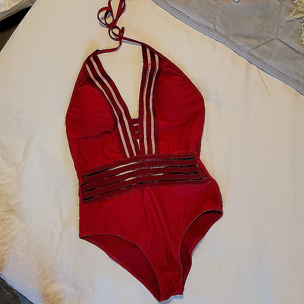 Bathing suit - Picture 1 of 4